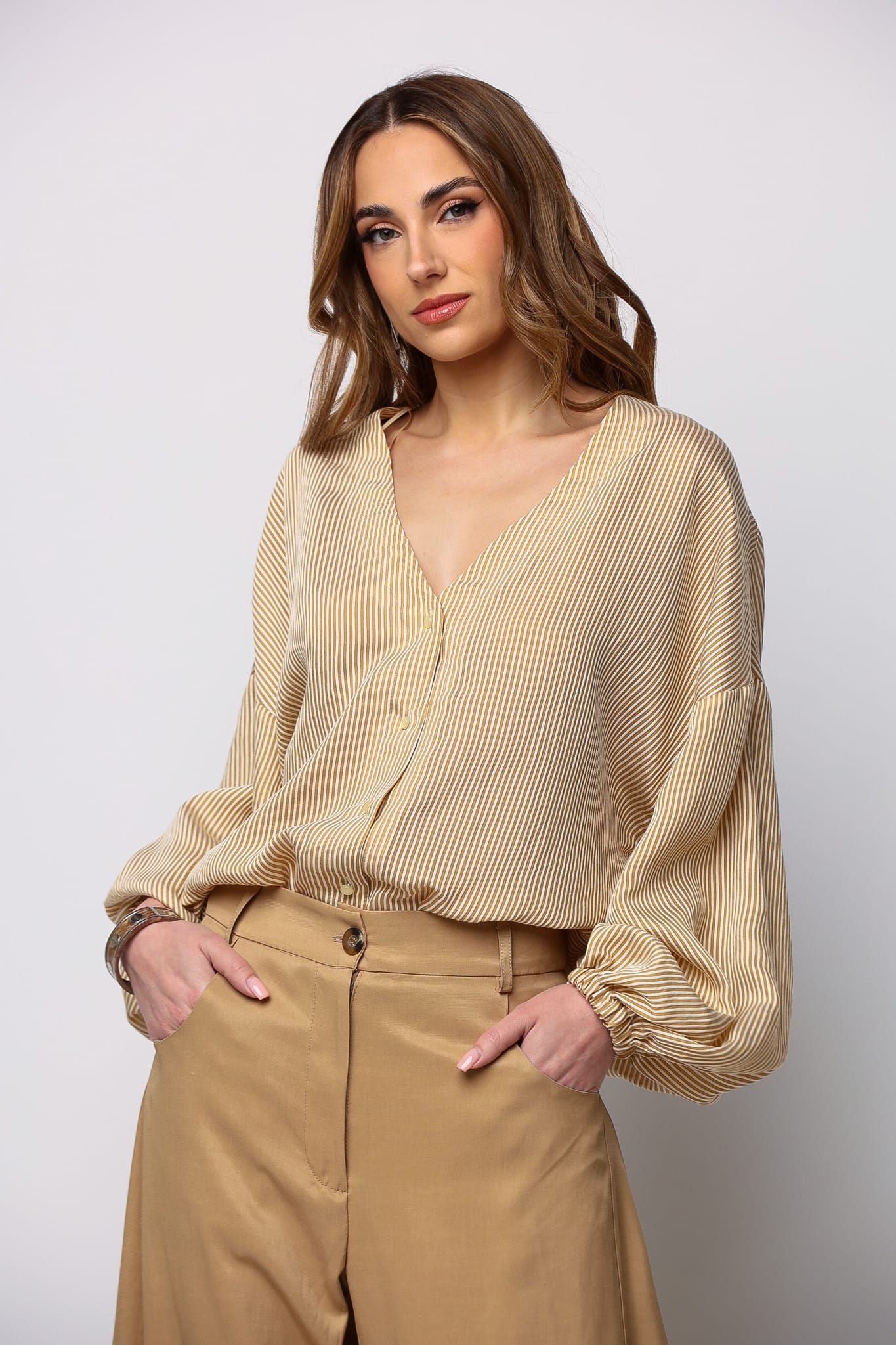 Shirt beige striped